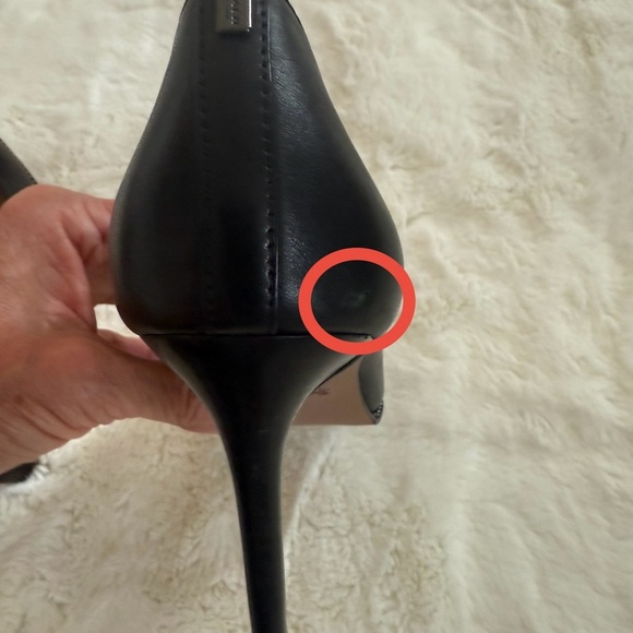 👠 COACH Black Studded Pointed Toe Leather High Heel Pumps Size 8 - Picture 9 of 15